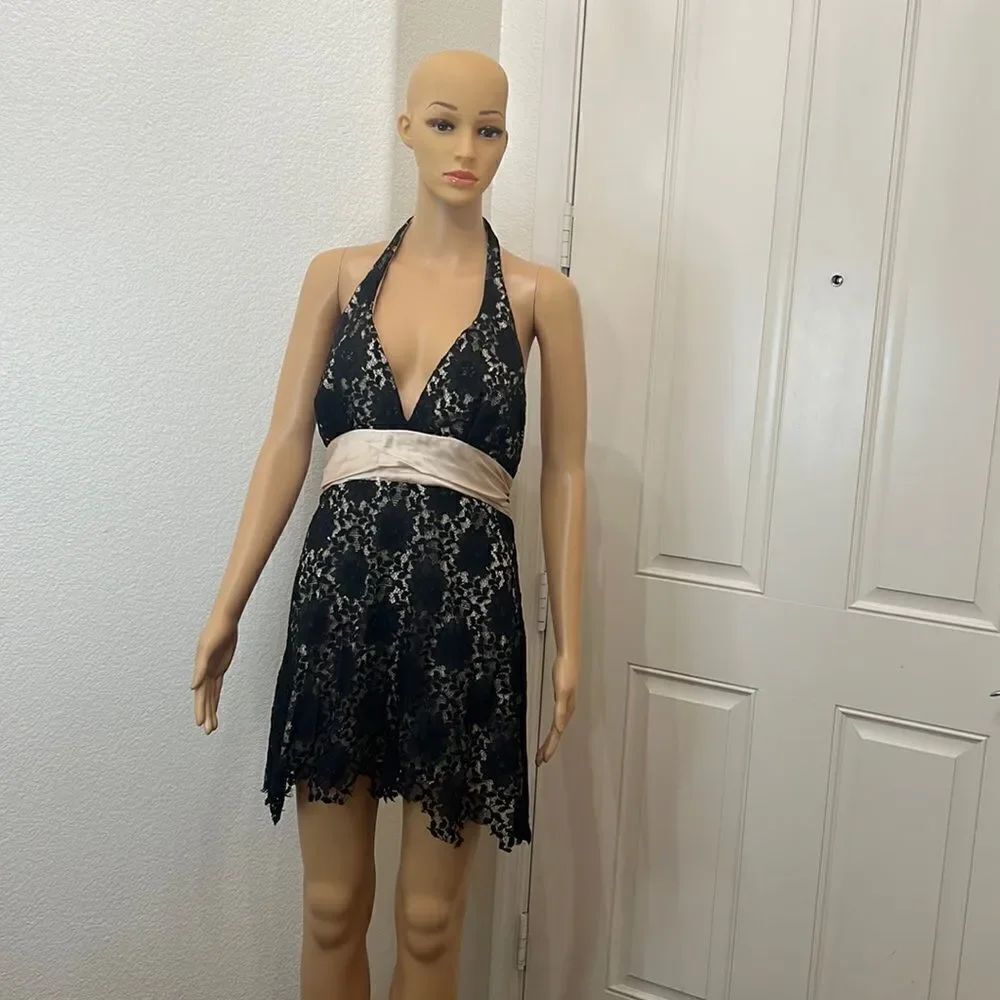 Betsy & Adam Dress Sz 8 Halter Black Lace Tan Sash Lining Mini